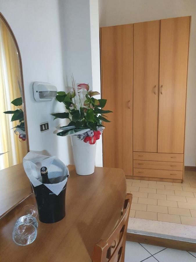 Hotel Venezia San Mauro Mare Room photo
